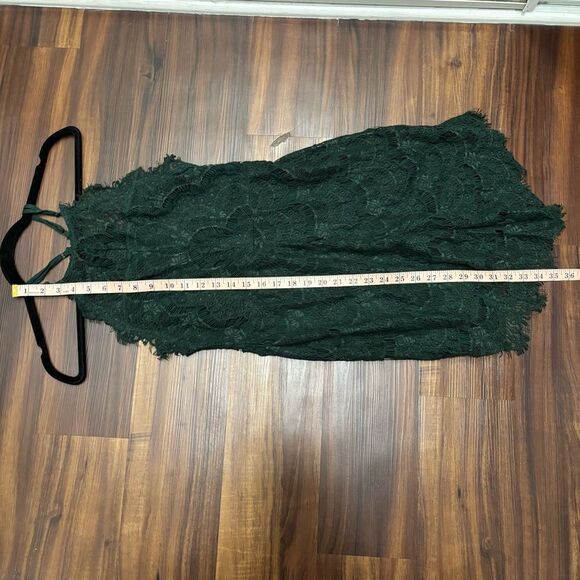 Intimately Free People Women’s Small She’s Got It Green Lace Mini Dress - Picture 5 of 6